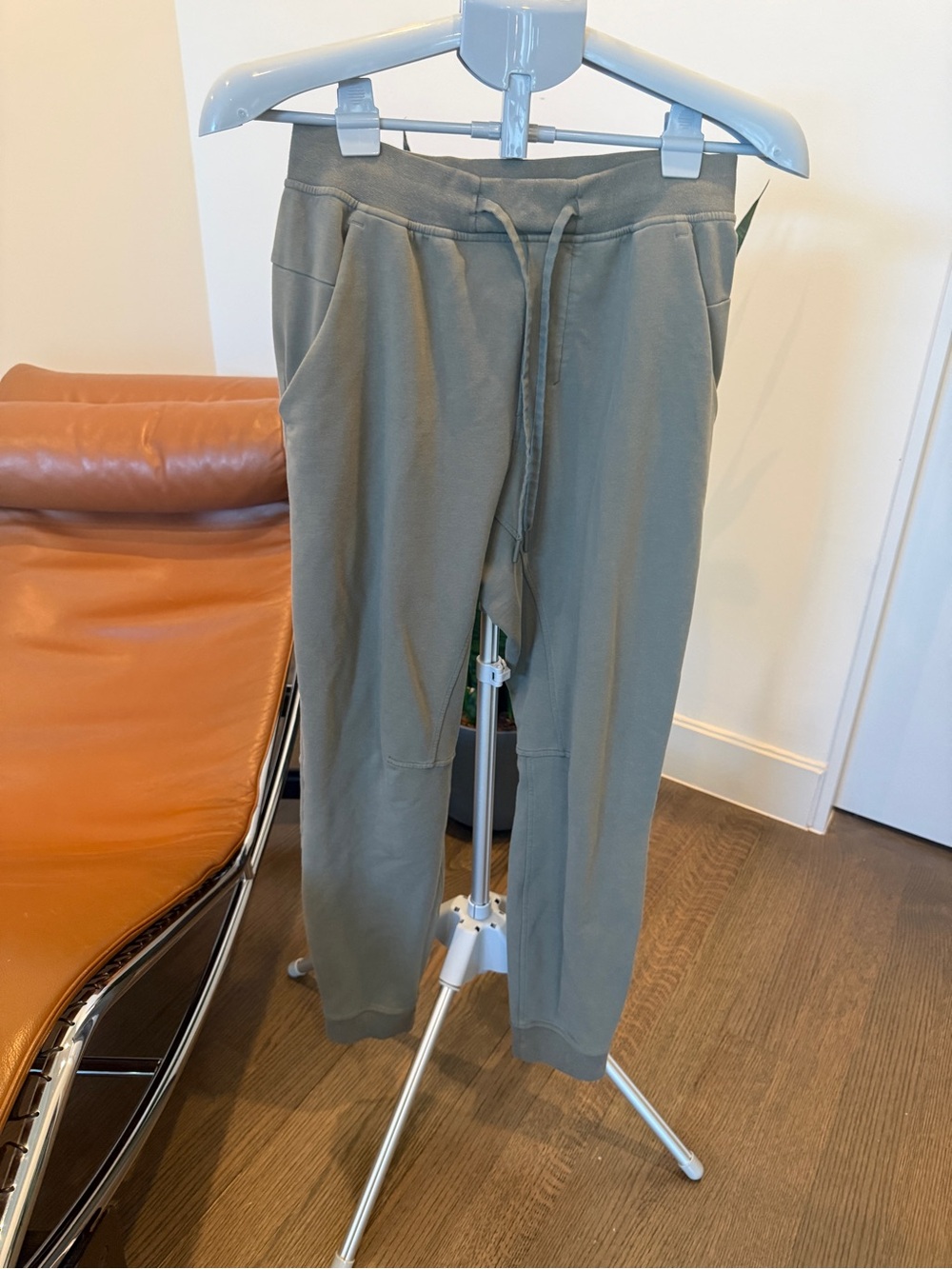 lululemon athletica Olive Men's Drawstring Joggers